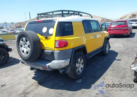 2007 Toyota Fj Cruiser z USA, uszkodzony, nr VIN JTEBU11F970054585